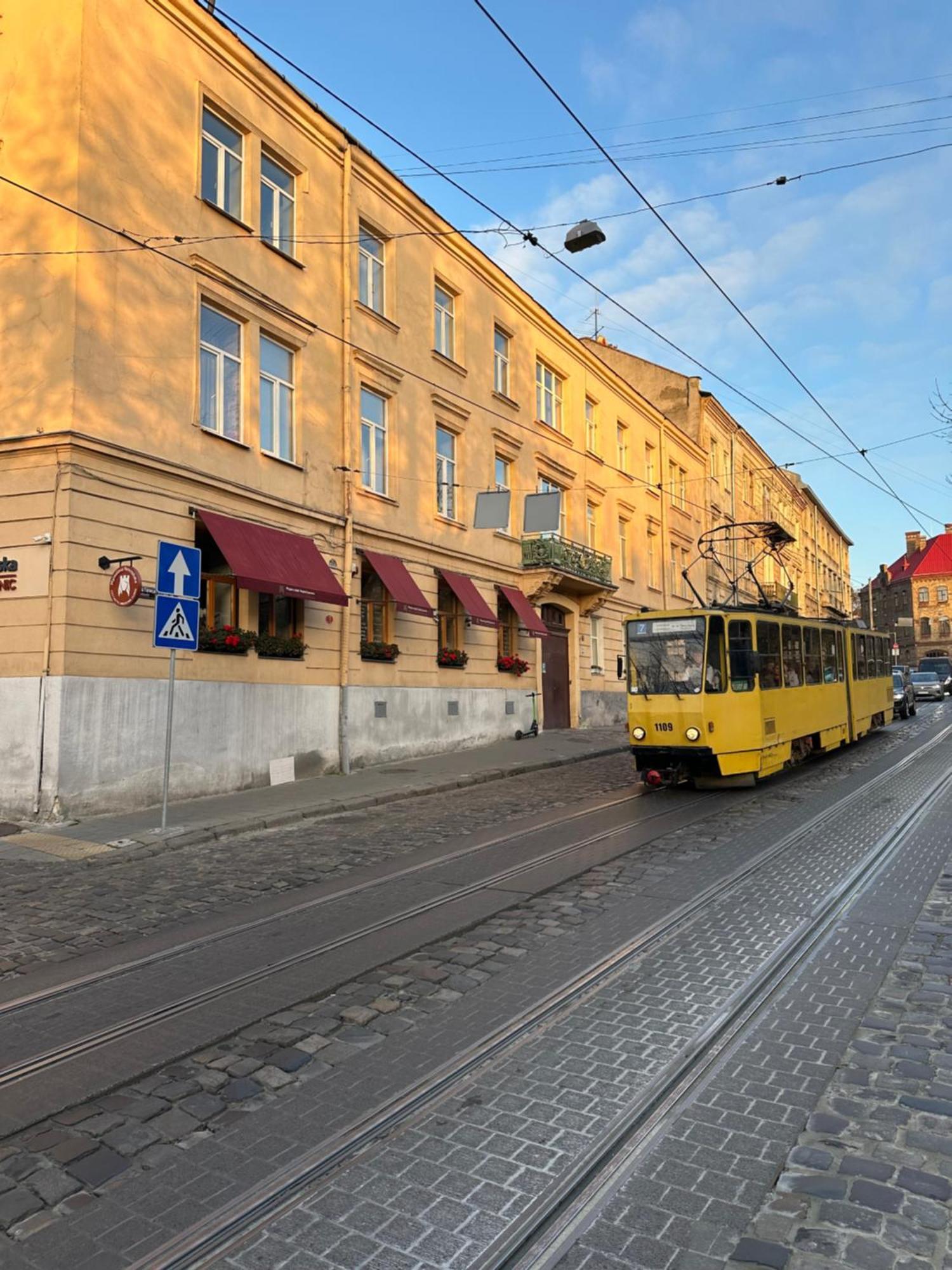 Apartment Vip Virmenska Street Lemberg Exterior foto